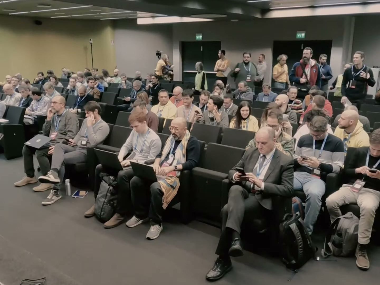 Full room during a talk at AI Heroes